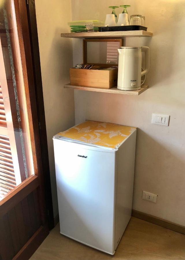 Stanza Con Terrazzo Vista Lago - Lakeholiday Castel di Tora Εξωτερικό φωτογραφία
